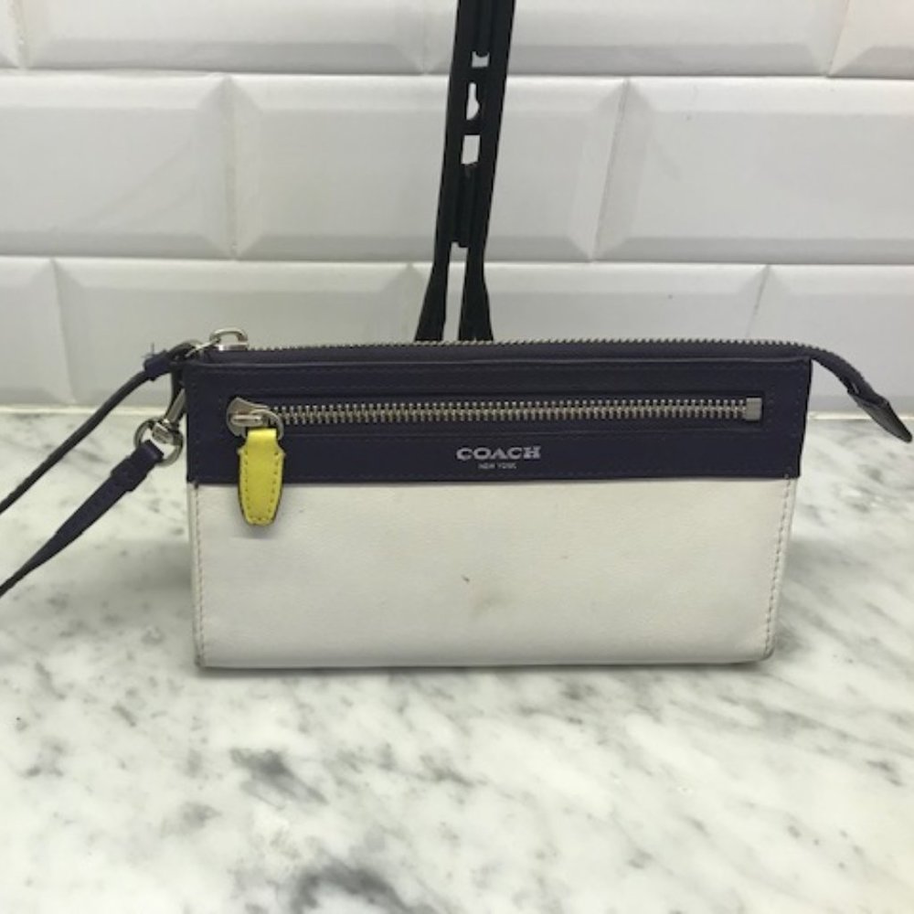 White Coach wallet